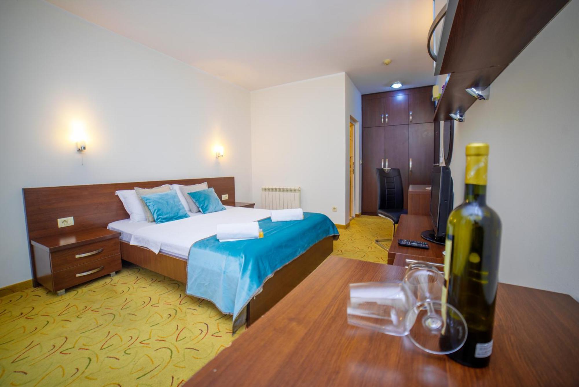 Hotel Odissey Jaz Budua Esterno foto